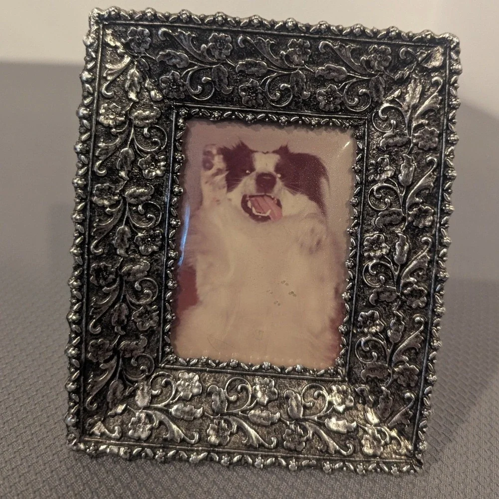 N/A vintage ornate